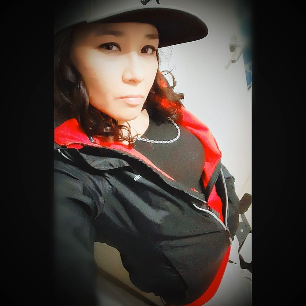 Meet your Posher, Justine